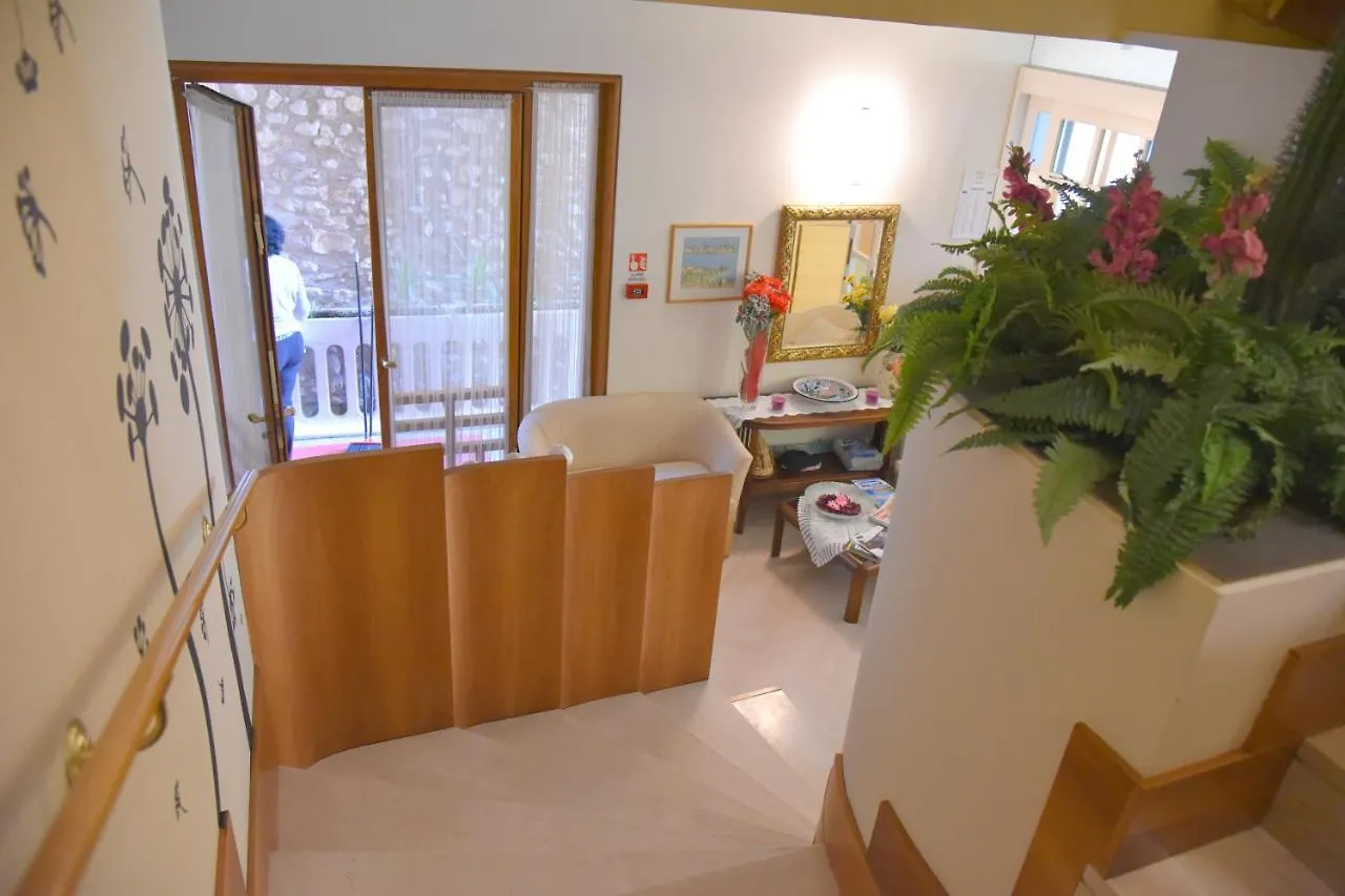 Hotel Ristorante Miralago Garda