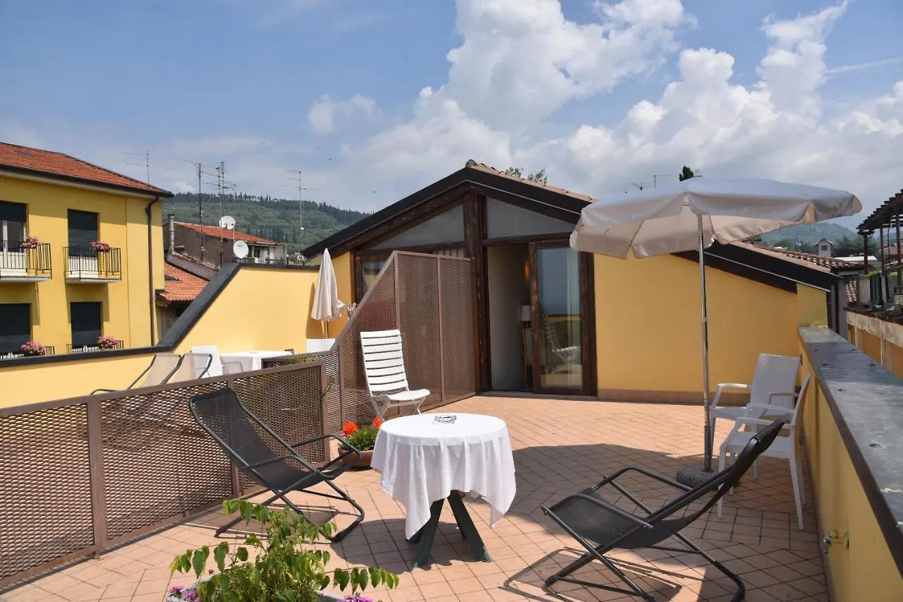 Hotel Ristorante Miralago Garda