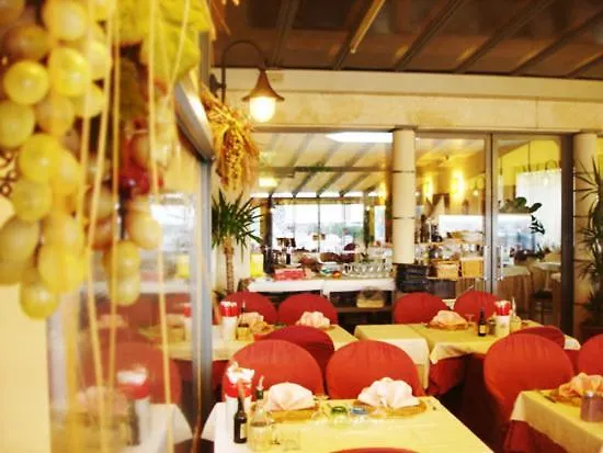 Hotel Ristorante Miralago Garda