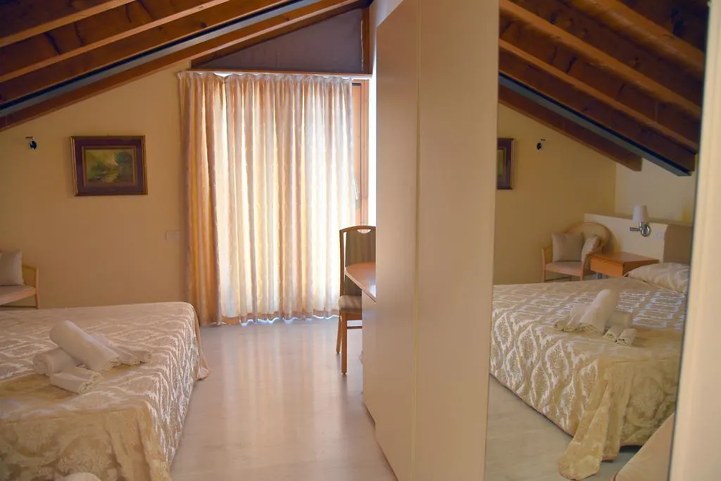 Hotel Ristorante Miralago Garda